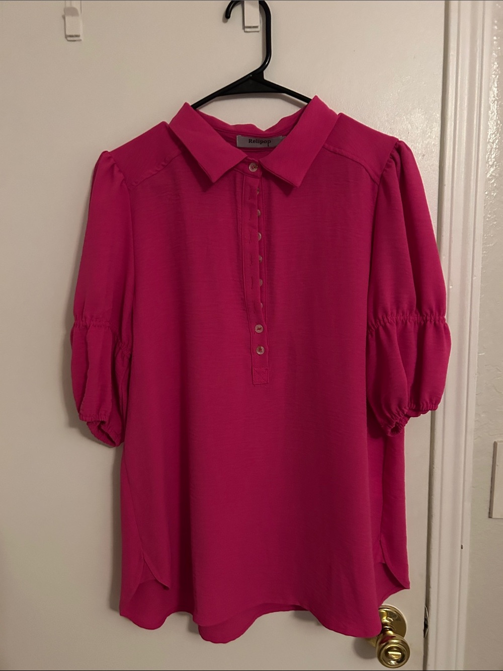 Puff-Sleeve Collared Tunic Blouse in Fuchsia